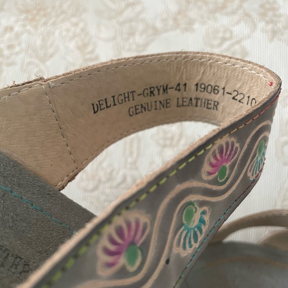 L’Artiste Delight Slide Sandals - Picture 4 of 5